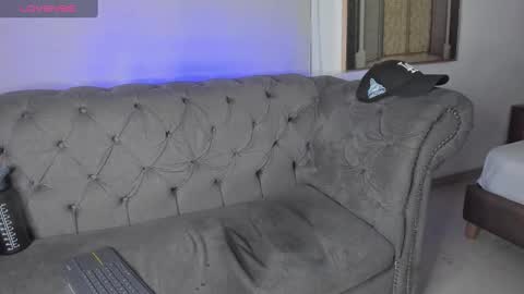 Snapshot of lucii_fer_ chatting on February 2025 02:12:01 PM Leo online show from February 2025 02:12:01 PM