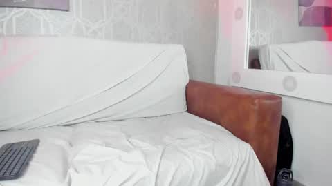 Snapshot of lucii_fer_ chatting on February 2025 02:46:02 PM Leo online show from February 2025 02:46:02 PM