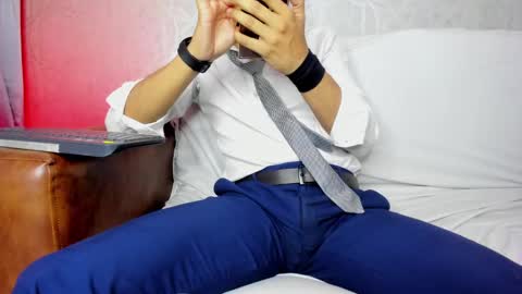 Snapshot of lucii_fer_ chatting on February 2025 05:37:02 PM Leo online show from February 2025 05:37:02 PM