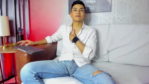 Snapshot of lucii_fer_ chatting on March 2025 11:11:01 AM Leo online show from March 2025 11:11:01 AM