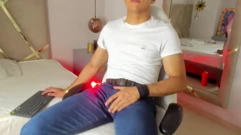 Snapshot of lucii_fer_ chatting on September 2025 11:56:01 AM Leo online show from September 2025 11:56:01 AM