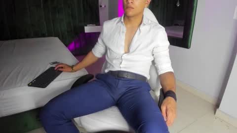 Snapshot of lucii_fer_ chatting on October 2025 11:57:02 AM Leo online show from October 2025 11:57:02 AM