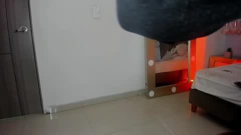 Snapshot of lucii_fer_ chatting on November 2025 02:16:01 PM Leo online show from November 2025 02:16:01 PM