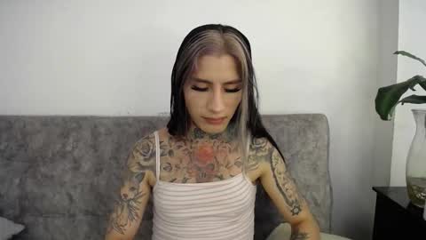 luciiana online show from March 2026 04:03:02 PM