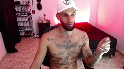 luciifer_hills online show from December 2024 06:38:02 PM