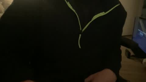 Snapshot of luckboy698 chatting on December 2024 11:51:01 PM luckboy698 online show from December 2024 11:51:01 PM