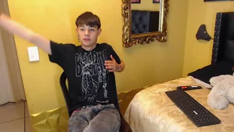 luckk_ online show from April 2026 05:14:02 AM