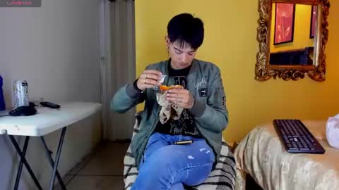 luckk_ online show from June 2026 04:10:02 AM