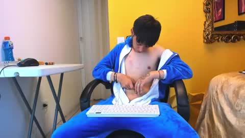 luckk_ online show from June 2026 05:45:01 AM