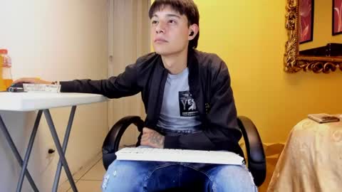 luckk_ online show from June 2026 05:34:02 AM