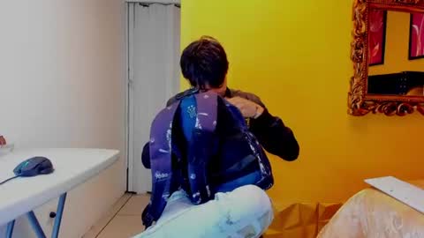 luckk_ online show from June 2026 12:17:02 AM