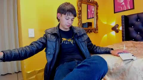 luckk_ online show from June 2026 08:04:02 AM