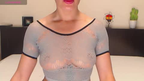 lucky4905010 online show from November 2025 08:20:01 PM