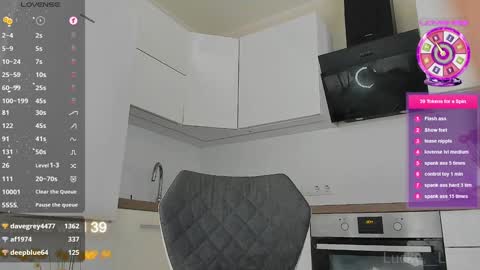 Snapshot of lucky__lady_ chatting on February 2025 10:51:02 PM lucky__lady_ online show from February 2025 10:51:02 PM