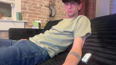 Snapshot of lucky_bme chatting on February 2026 04:21:02 AM lucky_bme online show from February 2026 04:21:02 AM