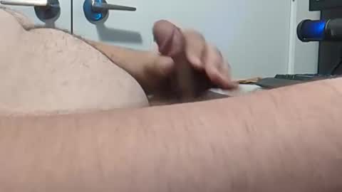 Snapshot of lucky_chance32 chatting on September 2025 04:14:01 AM lucky_chance32 online show from September 2025 04:14:01 AM