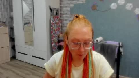 lucky_licky20 online show from October 2025 01:27:02 AM
