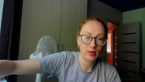 Snapshot of lucky_licky20 chatting on July 2026 02:05:17 AM lucky_licky20 online show from July 2026 02:05:17 AM