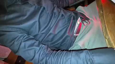 Snapshot of luckybong chatting on January 2025 05:02:01 PM luckybong online show from January 2025 05:02:01 PM