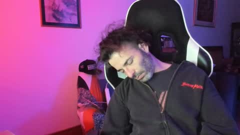 Snapshot of luckydrakex chatting on December 2024 10:40:02 PM Lucky online show from December 2024 10:40:02 PM