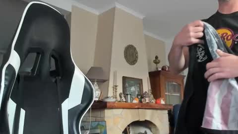 Lucky online show from April 2026 06:10:01 PM