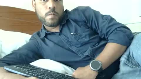 luckyfinalone online show from November 2025 06:51:01 PM