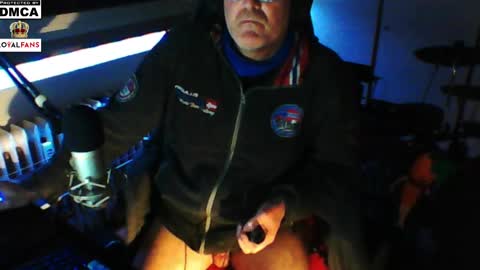        call me  Stefan online show from March 2025 02:08:02 AM