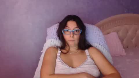 Snapshot of luckylinda23 chatting on November 2025 04:31:02 PM luckylinda23 online show from November 2025 04:31:02 PM