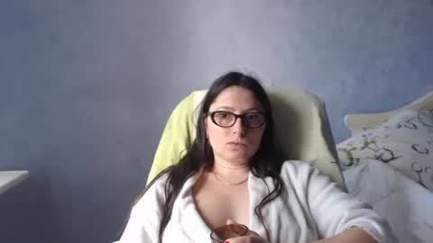 Snapshot of luckylinda23 chatting on June 2026 10:24:02 AM luckylinda23 online show from June 2026 10:24:02 AM