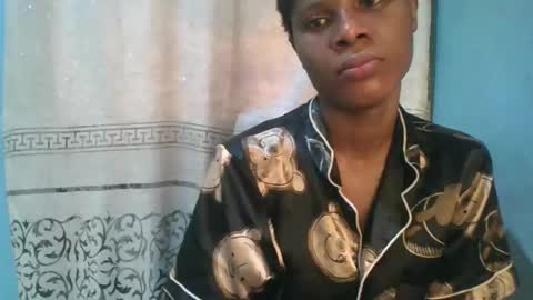 Snapshot of luckymadequeen chatting on January 2026 08:09:02 AM Gloria online show from January 2026 08:09:02 AM