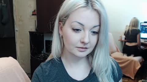 Snapshot of luckyshotgirl chatting on February 2026 05:46:02 PM LuckyShot online show from February 2026 05:46:02 PM