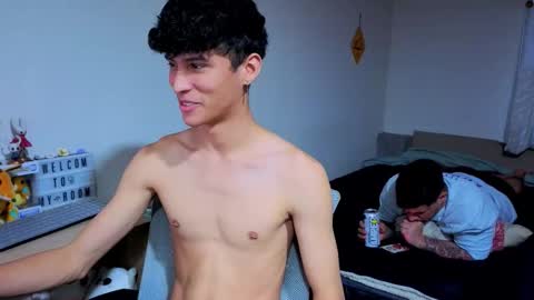 Snapshot of luclawthorne chatting on November 2025 10:35:01 PM Lu Independent Model online show from November 2025 10:35:01 PM