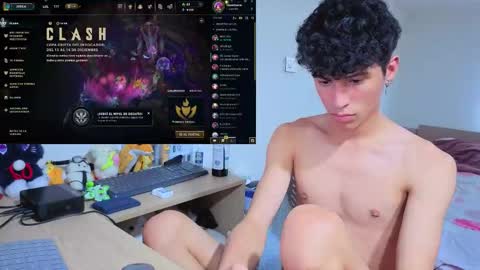 Snapshot of luclawthorne chatting on December 2025 09:53:01 PM Lu Independent Model online show from December 2025 09:53:01 PM