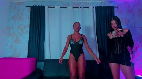 luna alice francisco mike online show from April 2026 03:45:02 AM