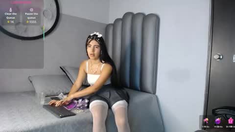   online show from September 2025 10:10:02 PM