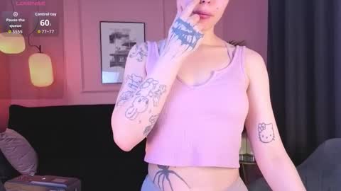 Snapshot of lucy__loy chatting on December 2025 02:10:02 PM Lucy online show from December 2025 02:10:02 PM