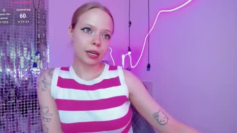 Snapshot of lucy__loy chatting on December 2025 02:24:01 PM Lucy online show from December 2025 02:24:01 PM