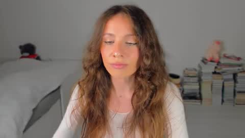 lucy__ray online show from October 2025 08:05:01 PM