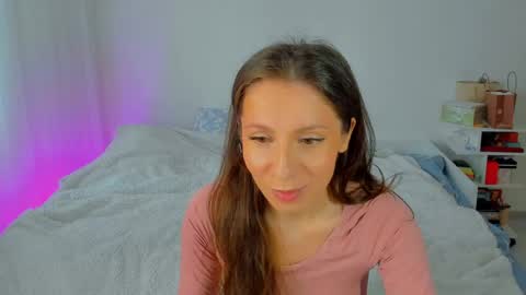 lucy__ray online show from May 2026 08:09:02 AM