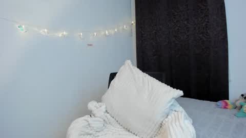 Lucia online show from December 2024 12:19:02 AM