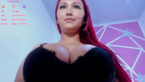 lucy_beatifull online show from March 2026 01:05:02 PM