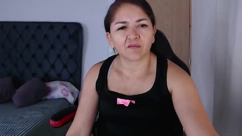 Snapshot of lucy_chanel chatting on December 2024 07:37:01 AM lucy online show from December 2024 07:37:01 AM