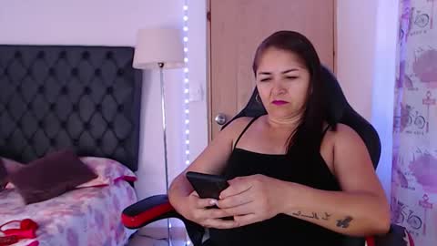 Snapshot of lucy_chanel chatting on January 2025 02:46:01 AM lucy online show from January 2025 02:46:01 AM