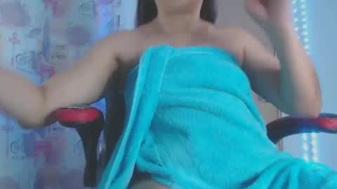 lucy online show from February 2025 05:09:02 AM