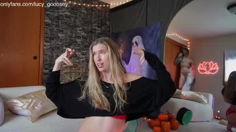 Lucy. online show from October 2025 09:48:02 PM