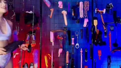 Lucy and slave maddy online show from November 2025 08:47:01 PM