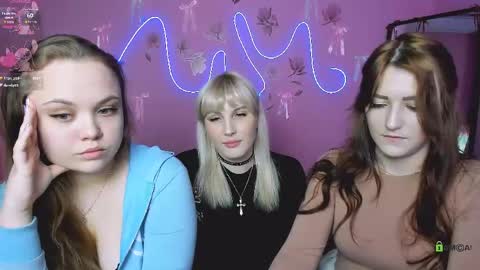 lucy online show from April 2026 07:26:01 PM