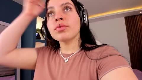 Snapshot of lucy_smith7 chatting on January 2025 03:31:01 AM Sofia  online show from January 2025 03:31:01 AM