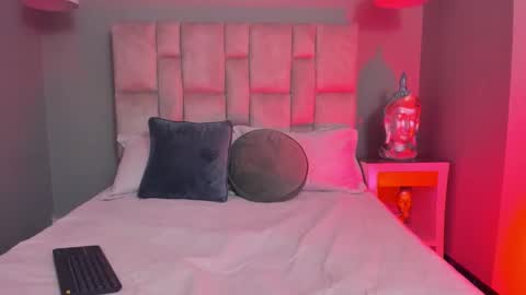 Lucy  online show from February 2026 07:36:02 PM