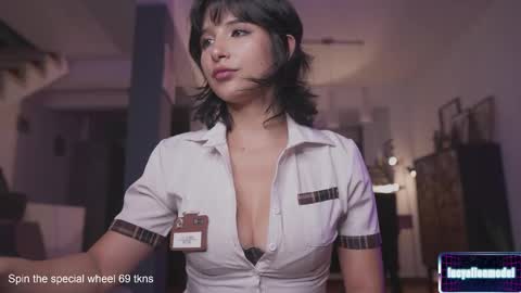 Snapshot of lucyallenx chatting on December 2024 03:16:02 AM Lucy Alien online show from December 2024 03:16:02 AM